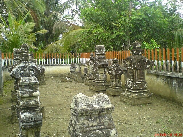 kuburan Bangsawan bersejarah yang berada di gampong kandang, ( J. Kreemer, 1931)